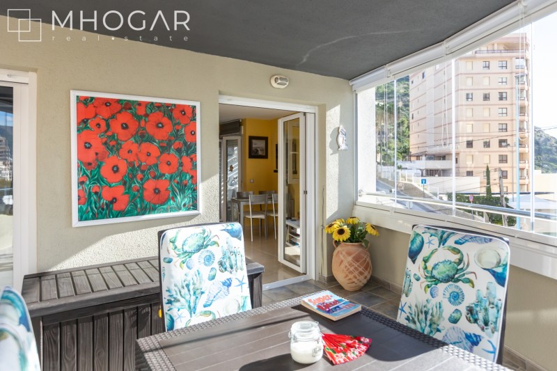 Precioso apartamento con vistas al mar y puerto de Calpe!